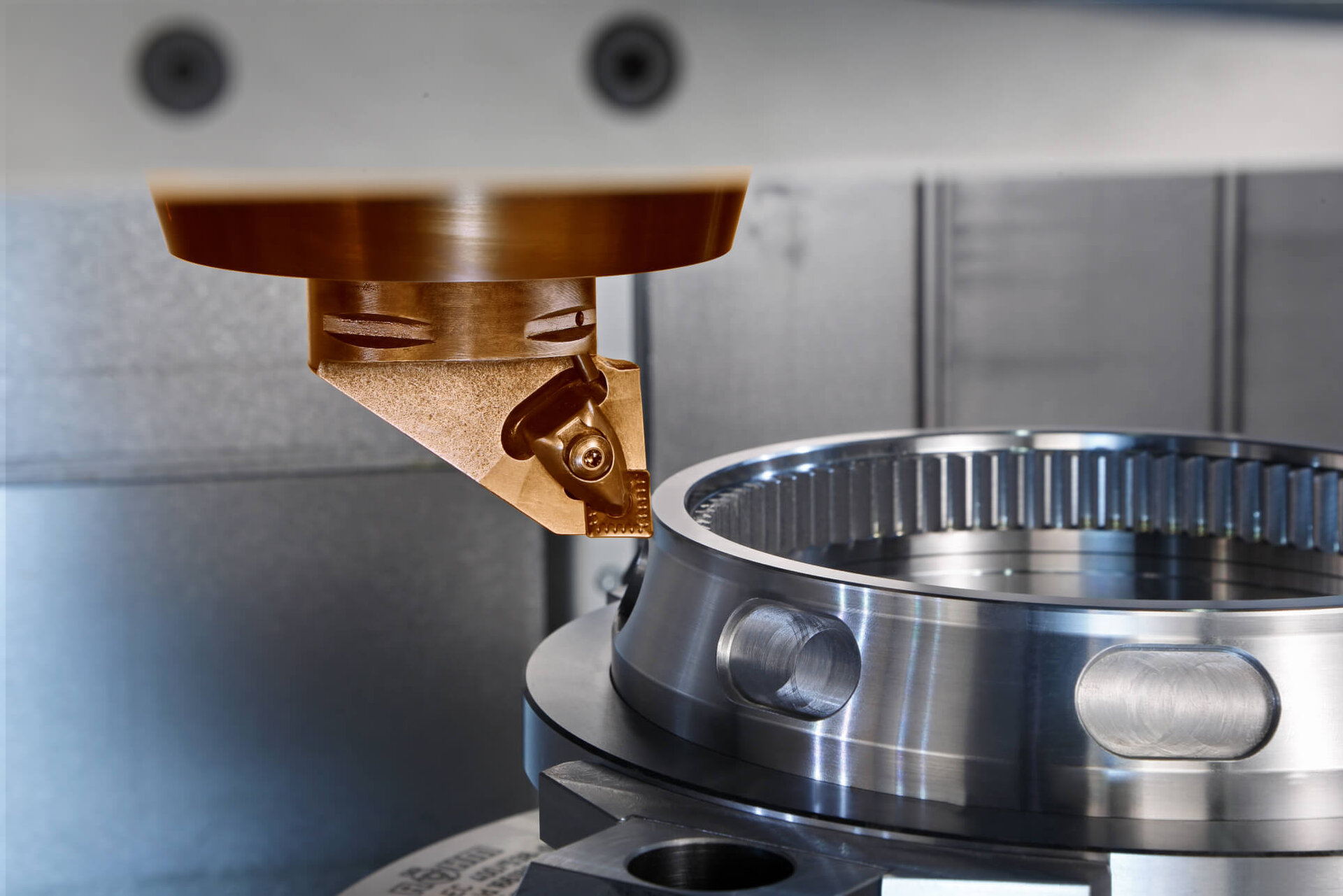 Drehlösungen der DVS TECHNOLOGY GROUP Hart- und Weichdrehen